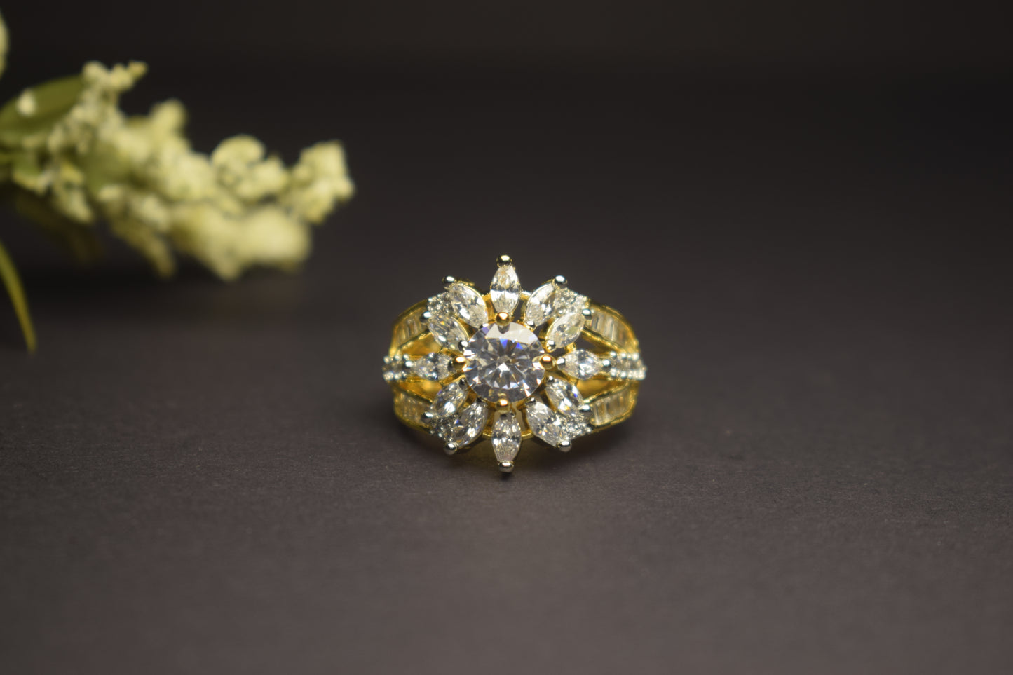 GOLDEN LILY AD RING