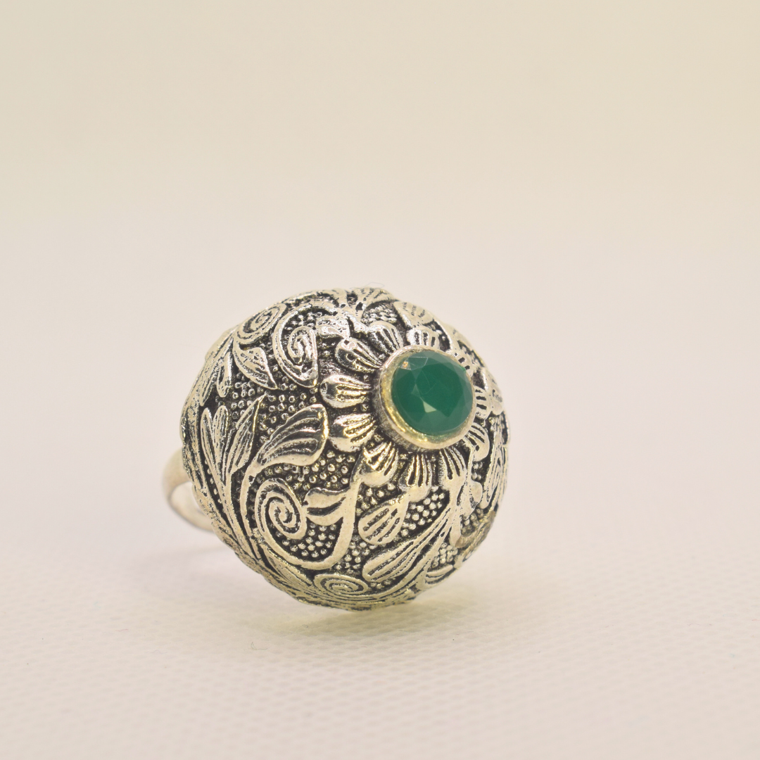 Disha Emerald Oxidised Ring