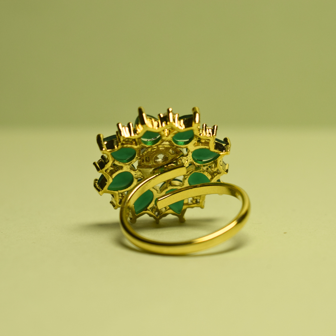 EMERALD AANIKA RING