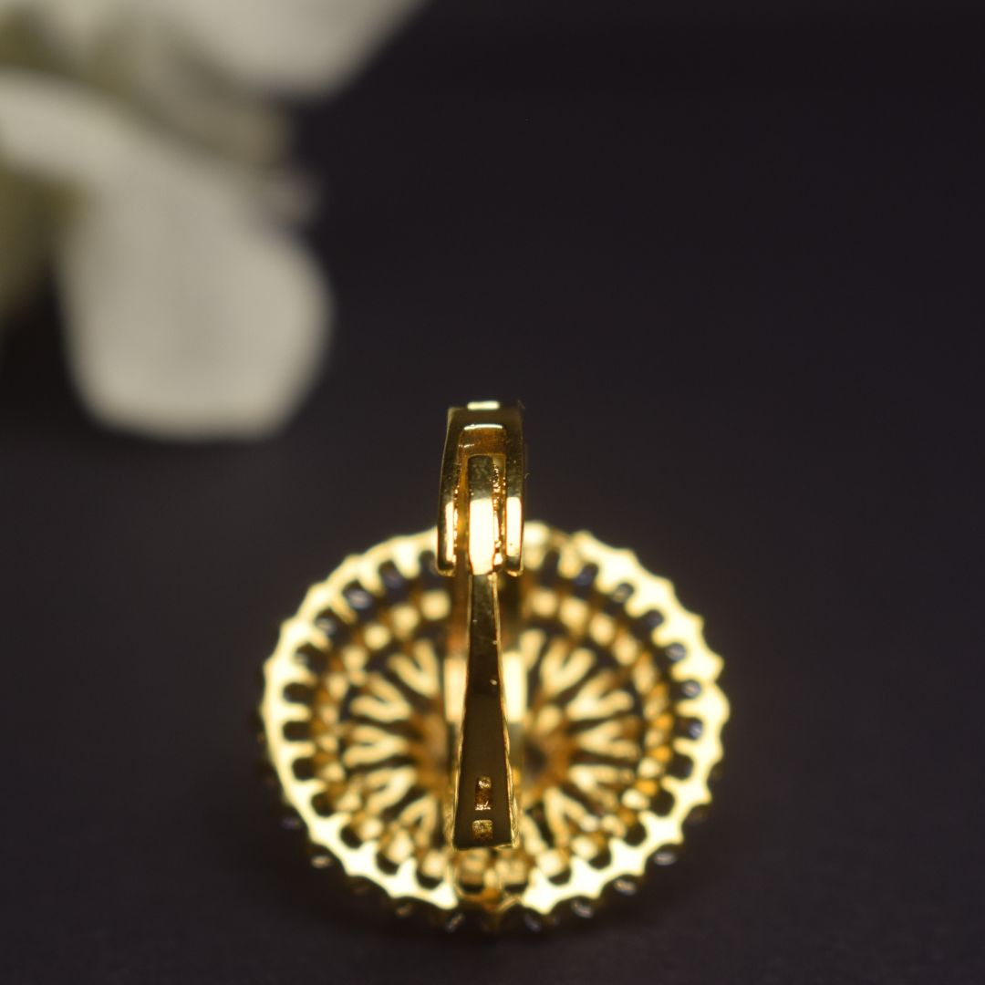 GOLD ANVI ZIRCONIA RING