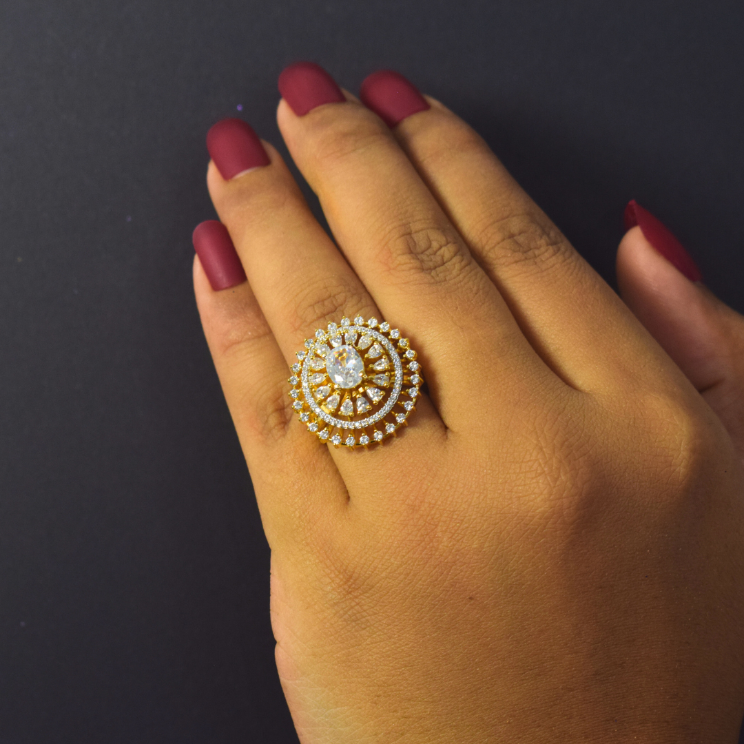 GOLD ANVI ZIRCONIA RING