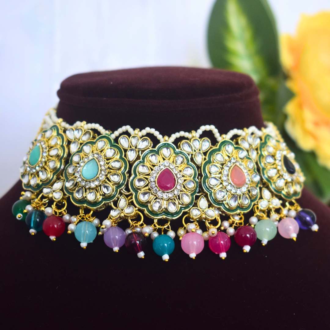 MULTICOLOR TAANI CHOKER SET