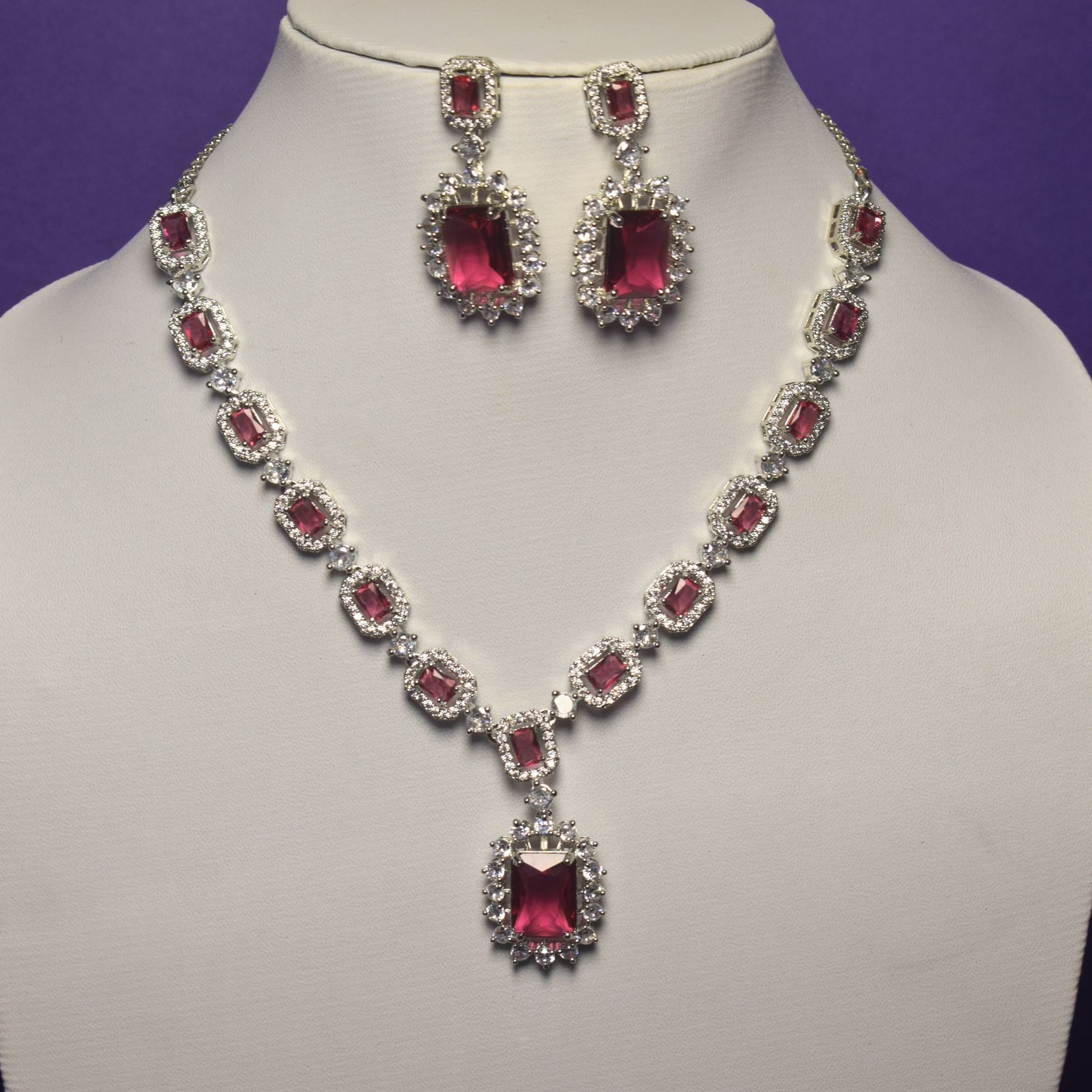 Jennifer AD Pink Necklace Set