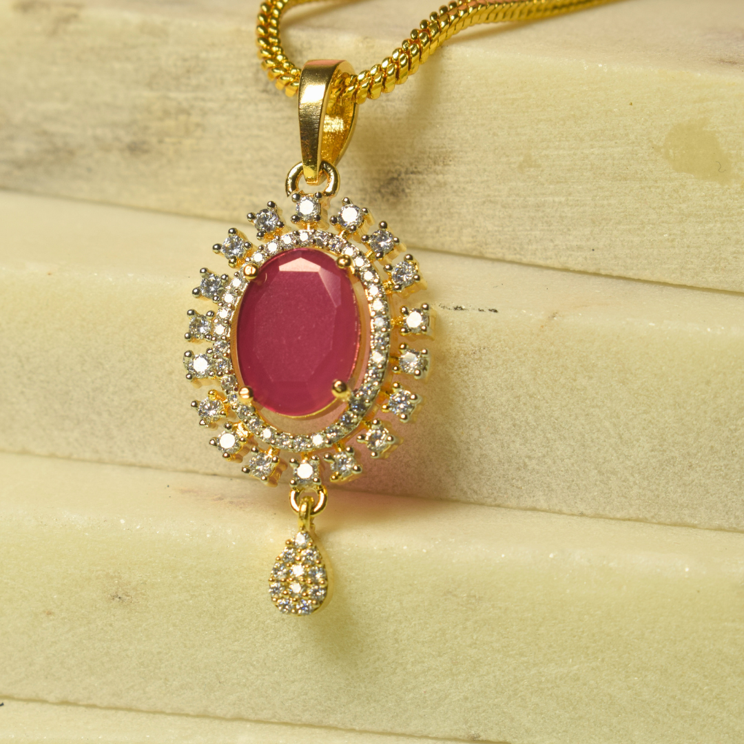 RUBY NOORVI PENDENT SET