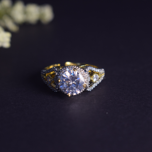 GOLDEN TRISHA ZICORNIA RING