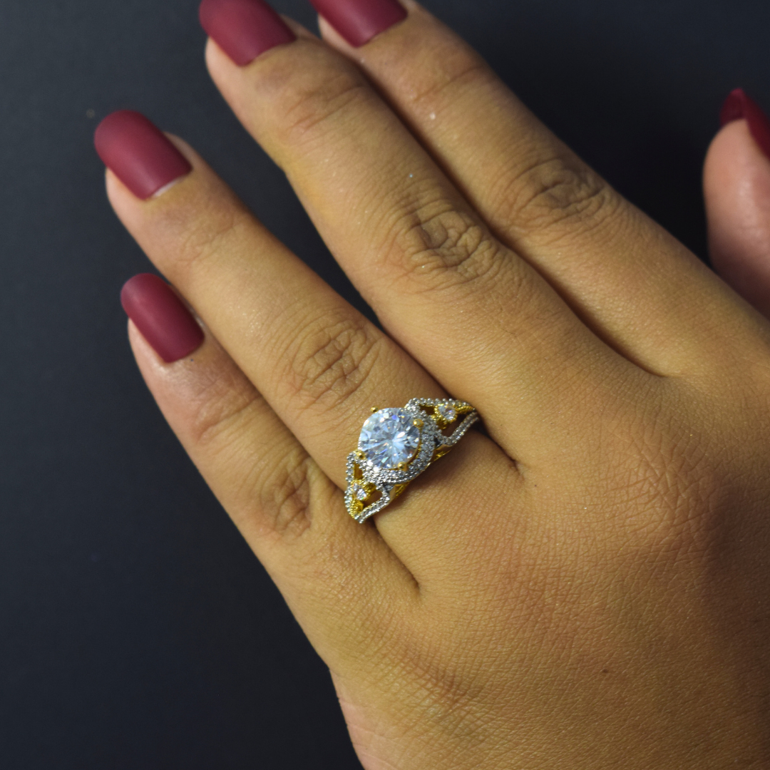 GOLDEN TRISHA ZICORNIA RING