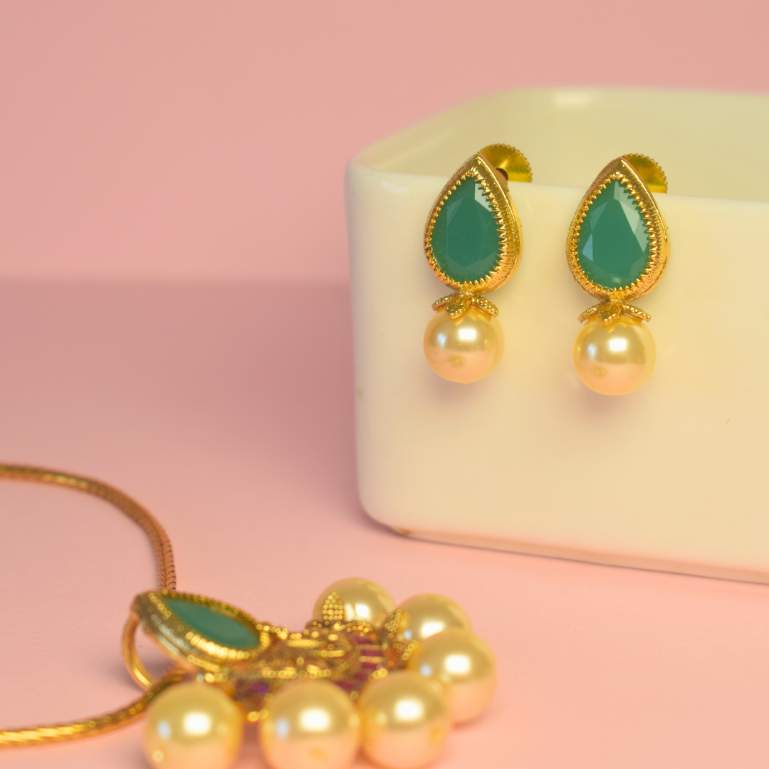 Temple jewelery earrings