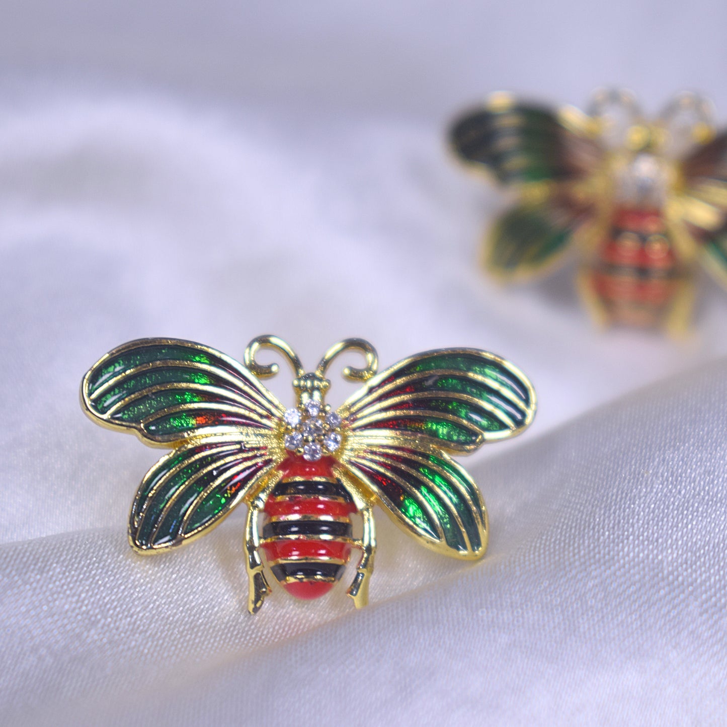Buzzing Bee Stud Earrings