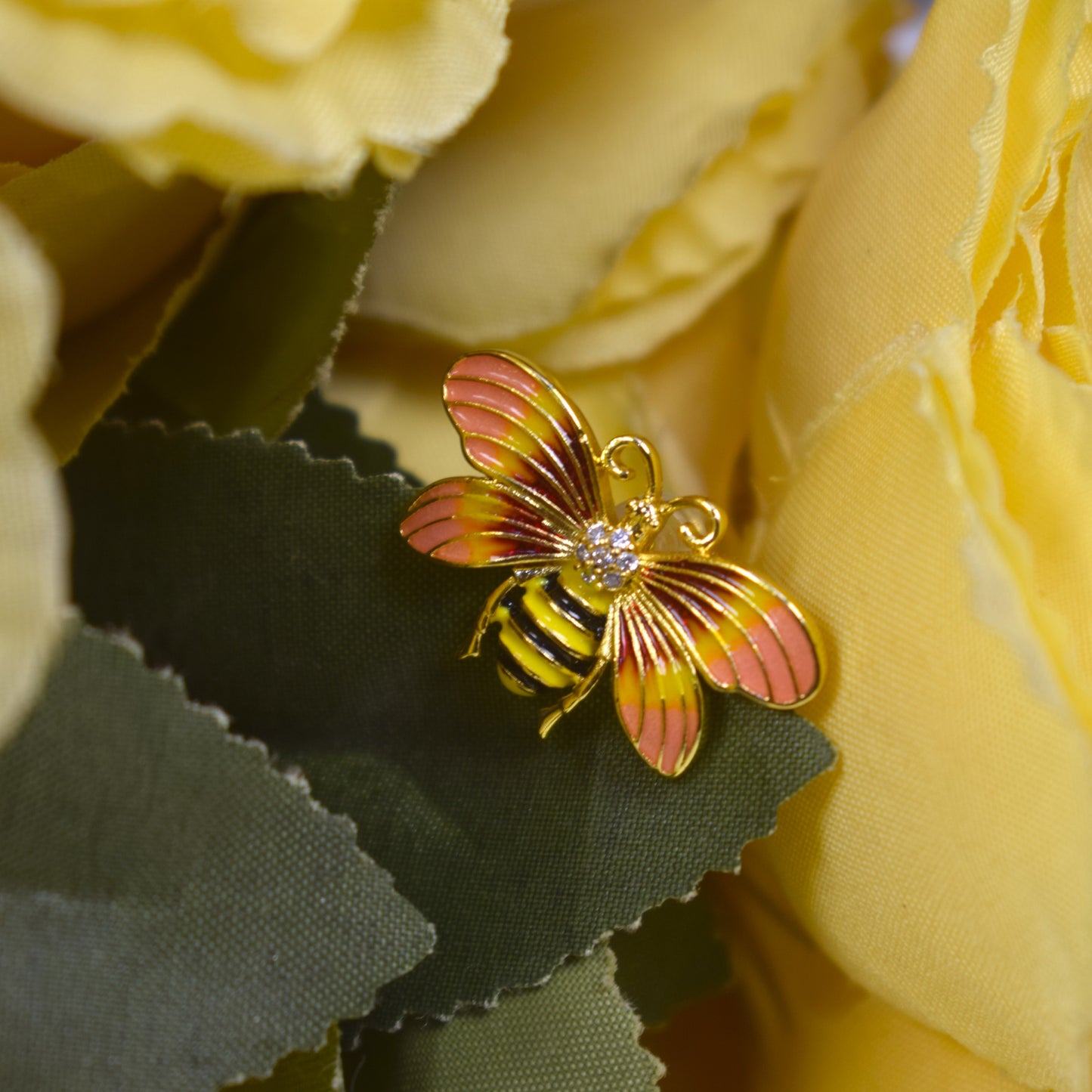 Buzzing Bee Stud Earrings