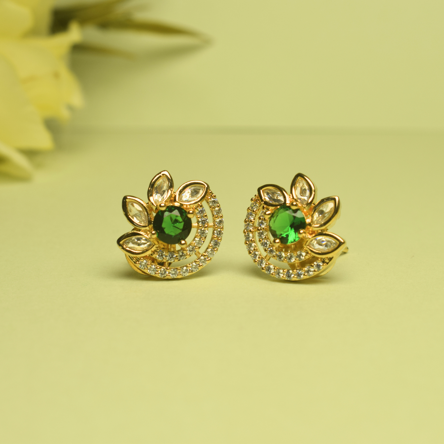 DAMINI KUNDAN STUD EARRING