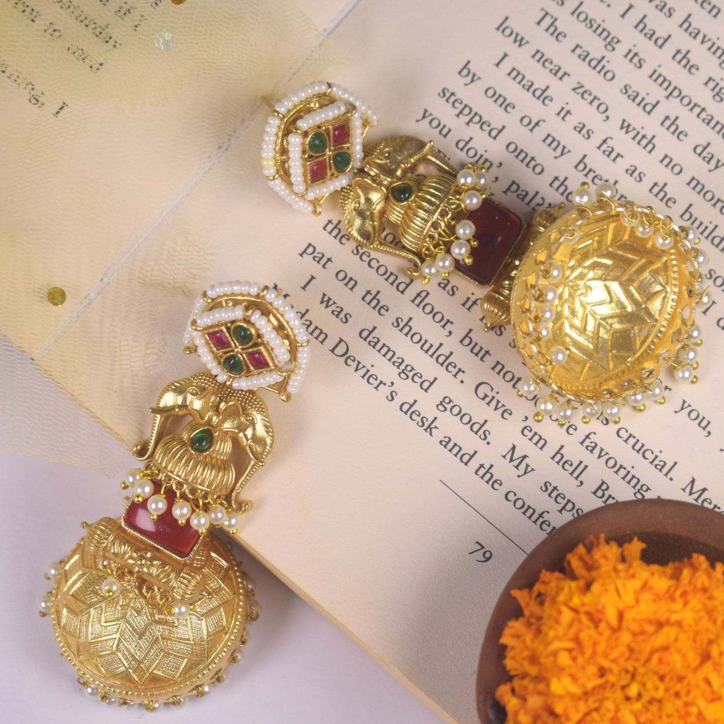 Vaidehi Gold Jhumki Earrings