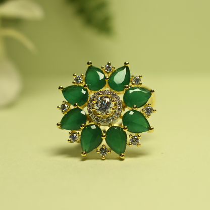 EMERALD AANIKA RING