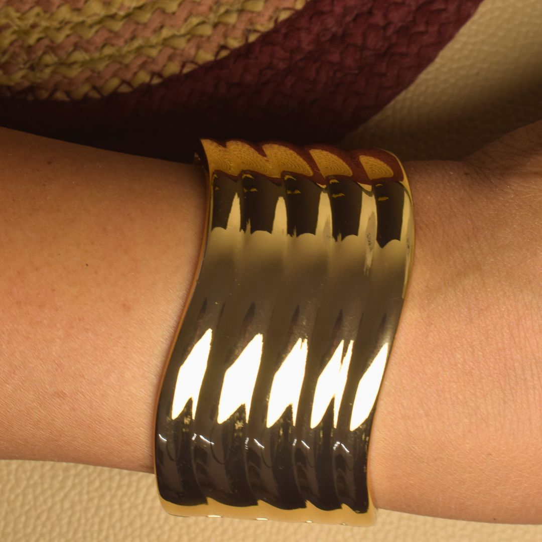 Julia Golden Bracelet