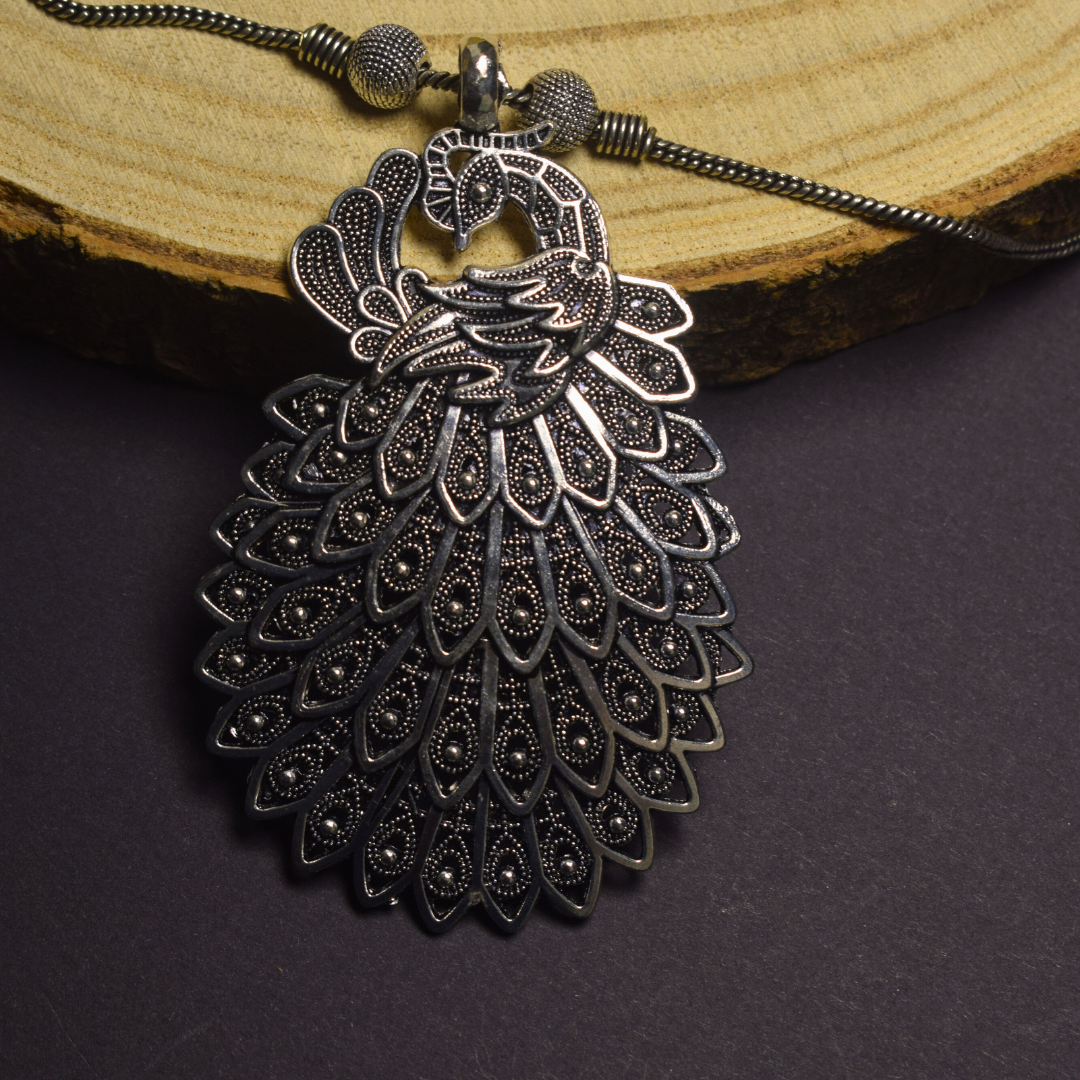 SARANG NECKLACE