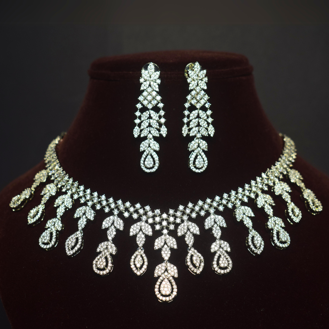 SILVER JASMINE AD NECKLACE SET