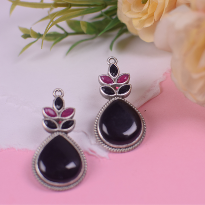 Tina Studs