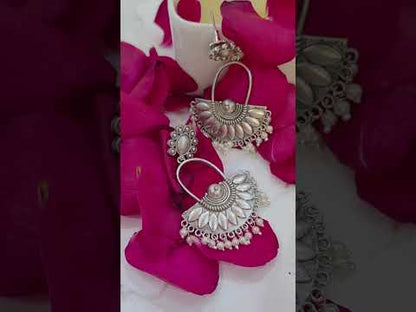 Priya Danglers